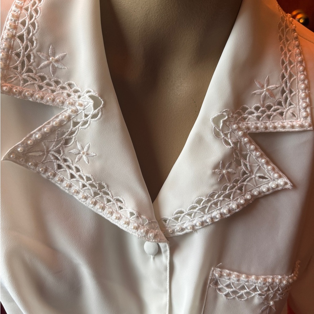 Vintage Elegant White Beaded Embroidered Women's Blouse - Picture 7 of 7